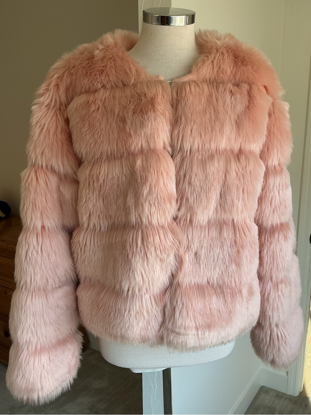 Lanshifei Plush Pink Faux Fur Jacket - Size Large
